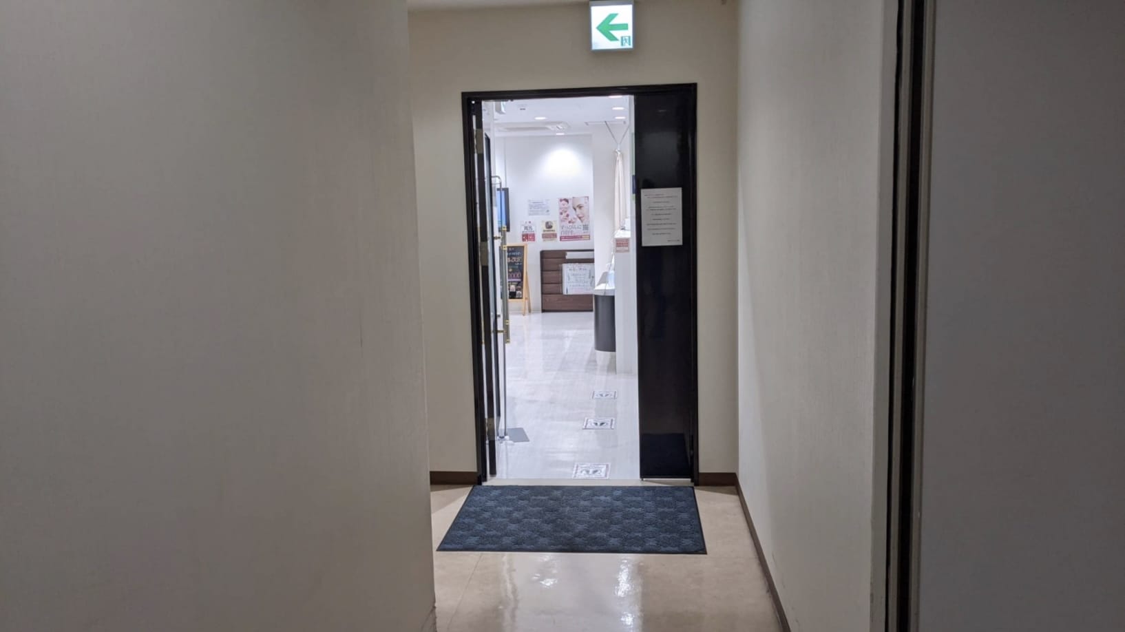 2Fの廊下の様子