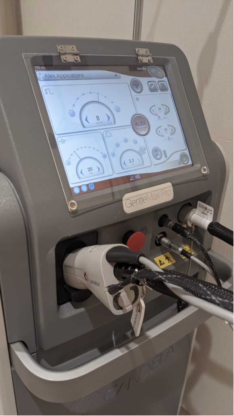 あおばクリニックのヒゲ脱毛マシン「Gentle Max Pro」の表示版