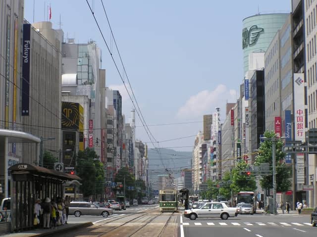 広島八丁堀の大通り